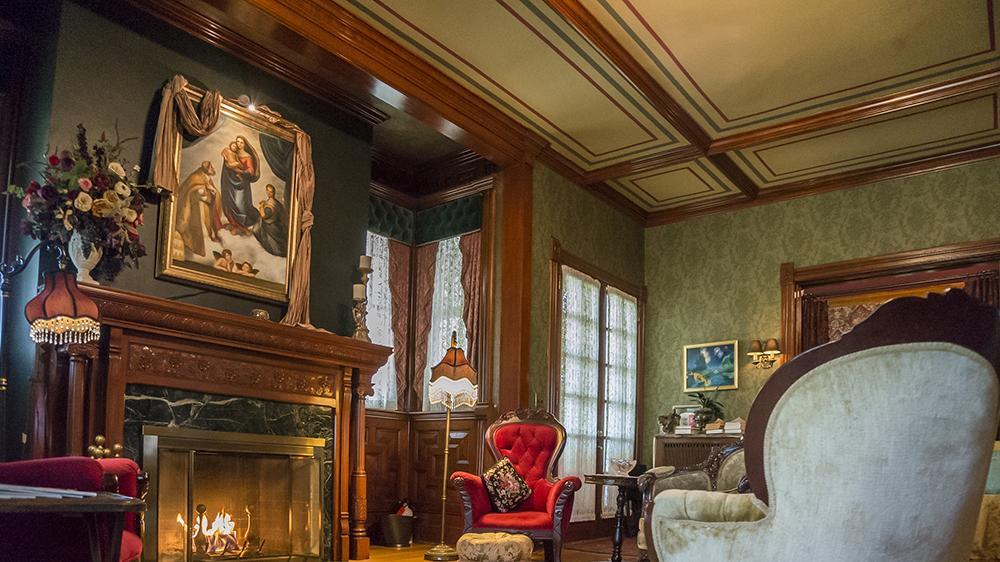 Alexander Mansion Bed & Breakfast Уинона Экстерьер фото
