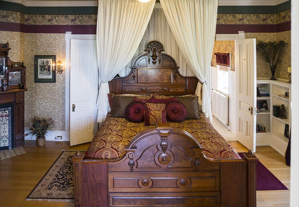 Alexander Mansion Bed & Breakfast Уинона Экстерьер фото