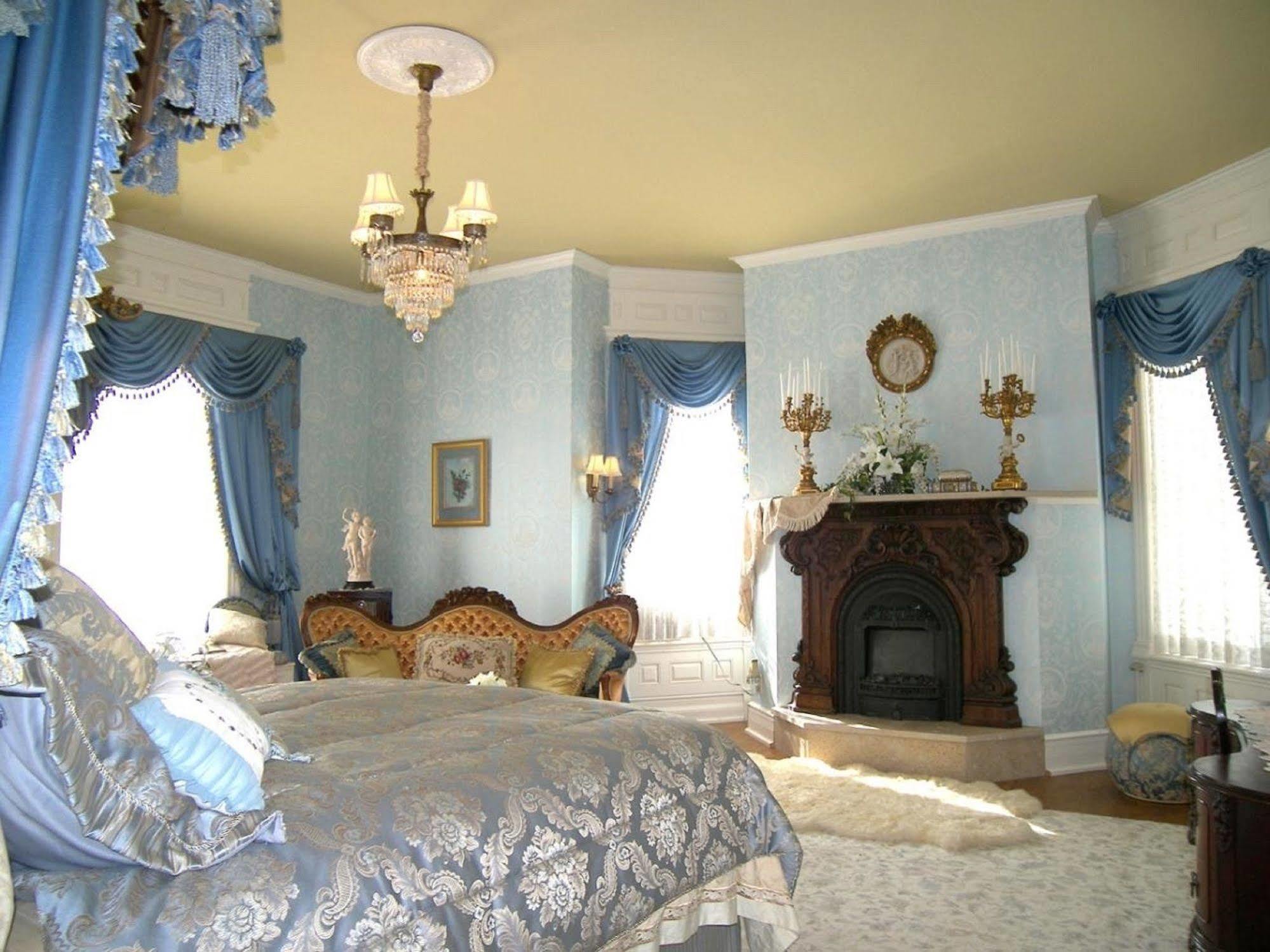 Alexander Mansion Bed & Breakfast Уинона Экстерьер фото