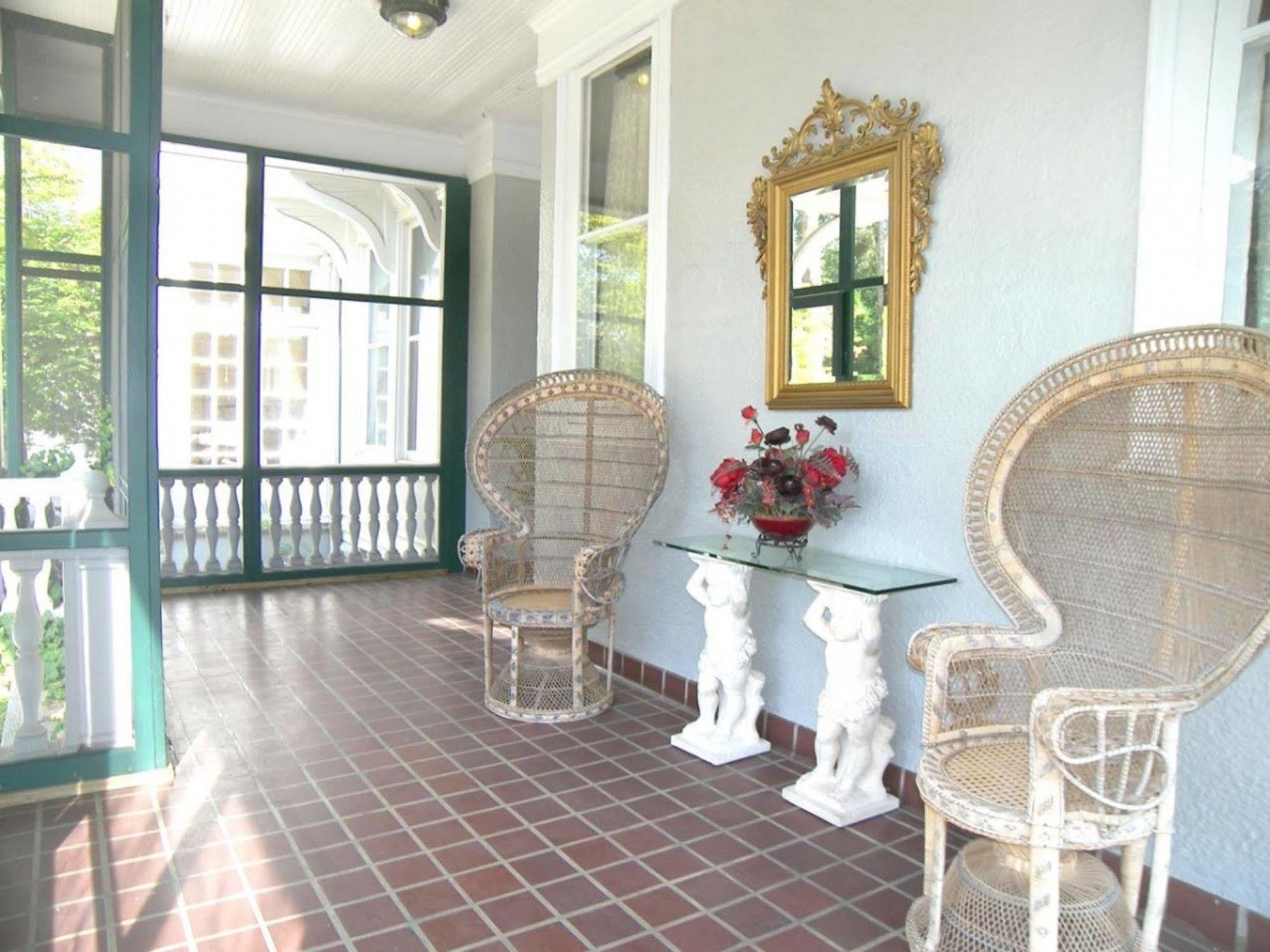 Alexander Mansion Bed & Breakfast Уинона Экстерьер фото