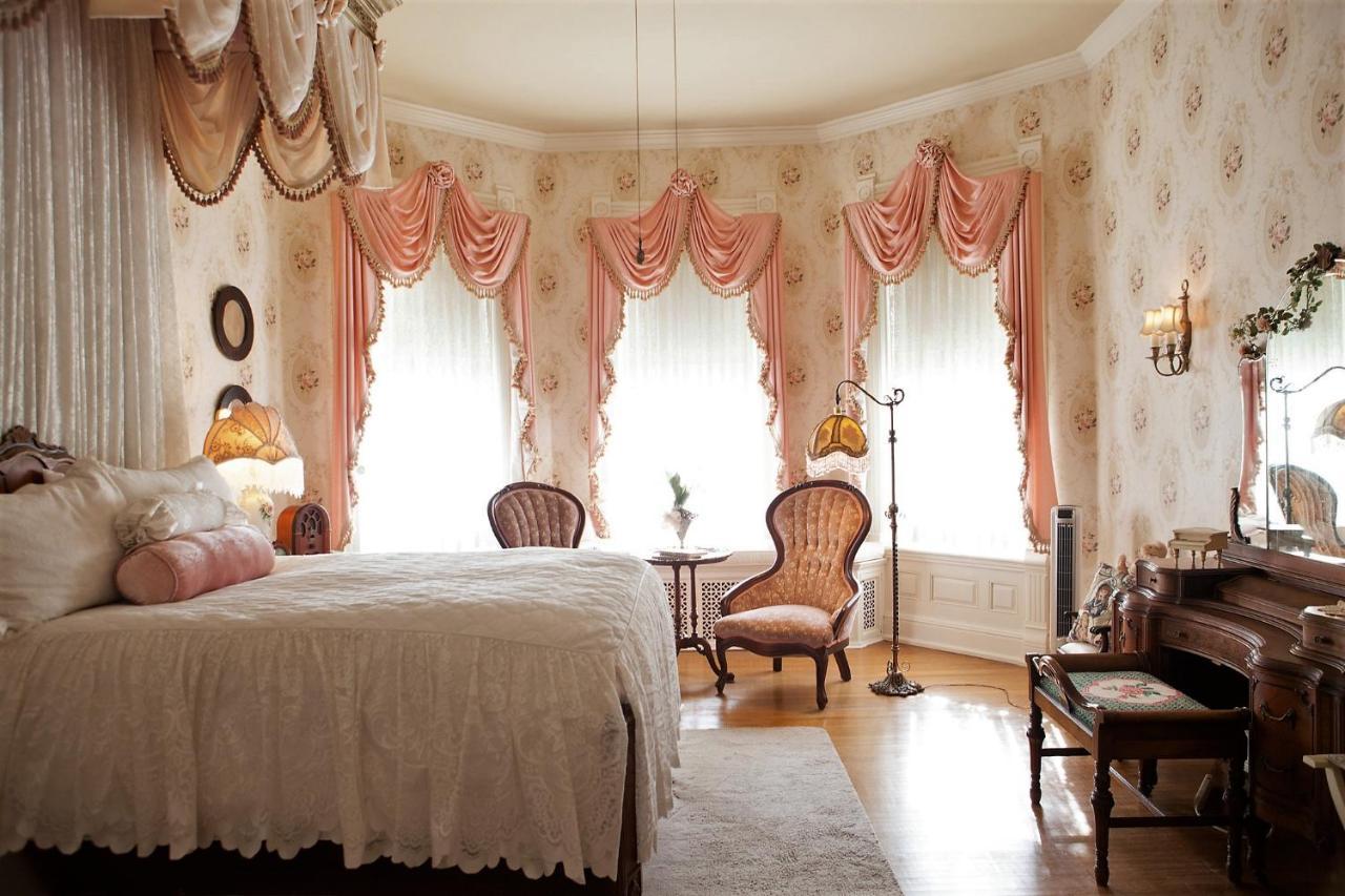 Alexander Mansion Bed & Breakfast Уинона Экстерьер фото